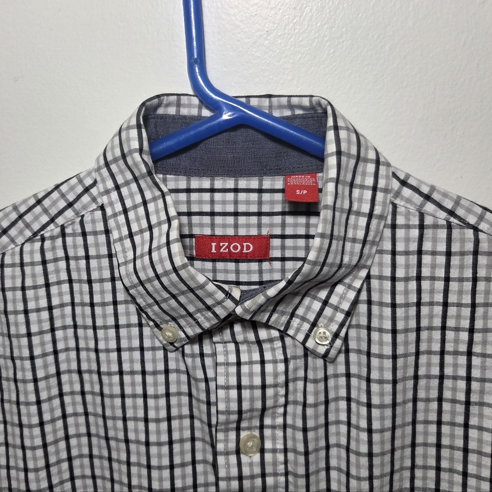 IZOD Button Down - Picture 2 of 3